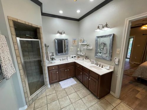 536 Oakridge Dr, Greenville TX  75402-7601 exterior