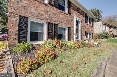 13740 Marilyn Ct, Woodbridge, VA 22193-4410
