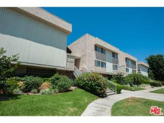 5139 Balboa Blvd, Van Nuys CA  91316-3431 exterior