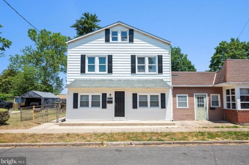 821 Columbia Blvd, West Deptford, NJ 08063-1309