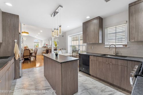 26 Casco Ct, Lakewood NJ  08701-5779 exterior