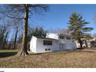 1418 Emory Rd, Wilmington, DE 19803-5120