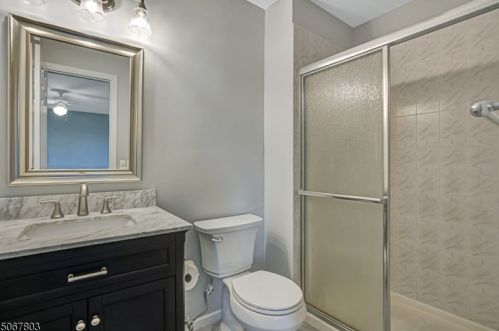 10 Olive Ct, Flemington NJ  08822-3037 exterior