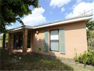 5267 111th Ave, Miami, FL 33165-6929