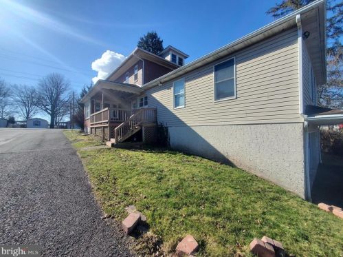 2871 High St, Pottstown, PA 19464-3119