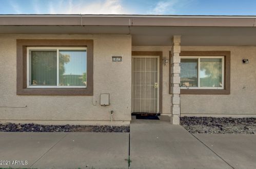 10573 Coggins Dr, Sun City, AZ 85351-3416