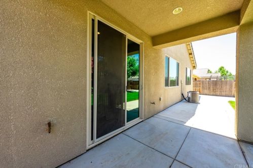 3053 Stanley Ave, Fresno CA  93737-9284 exterior