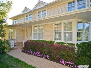 339 Baltustrol Cir, East Hills, NY 11576-3056