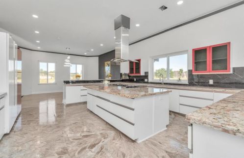 703 Leaning Oak Trl, Richmond TX  77406-4653 exterior