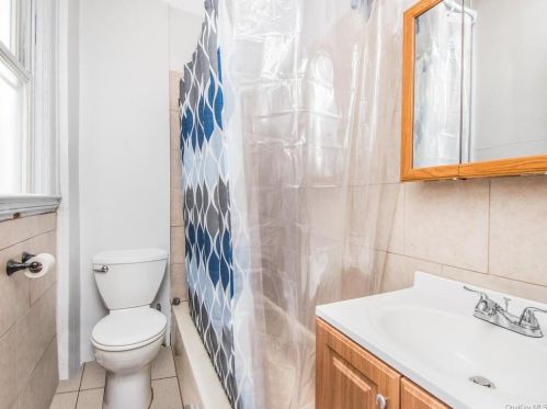 17 Ter Ave, Mount Vernon NY  10550-1814 exterior