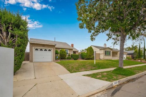 3329 Los Coyotes Diagonal, Long Beach, CA 90808-3917