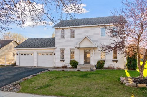 3137 Crescent Ridge Trl, Saint Cloud, MN 56301-5683