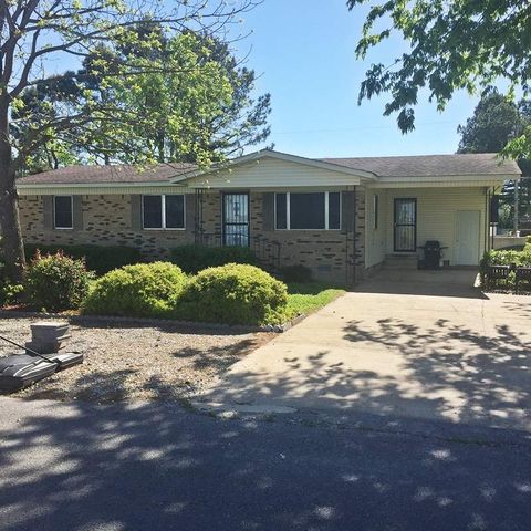 412 Randolph St, Hoxie, AR 72433-1015