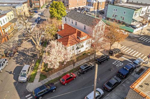 2253 Lyon Ave, Bronx, NY 10462-4921