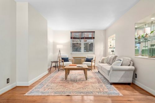 313 Main St, Pittsburgh, PA 15201-1709