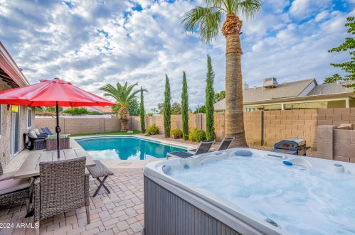 6202 Justine Rd, Scottsdale, AZ 85254-1946