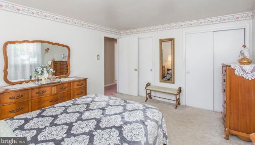 913 Catherine Ave, Woodlyn PA  19094-1002 exterior