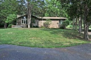 5951 Temple Rd, Nashville, TN 37221-4101