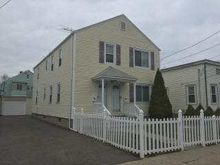 546 Garfield Ave, Bridgeport CT  06606-5229 exterior