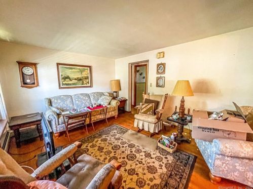 76 Windham Rd, Bristol, CT 06010-2763