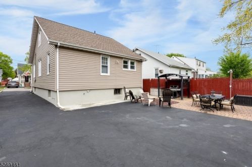 199 Brinkerhoff St, Ridgefield Park NJ  07660-2001 exterior