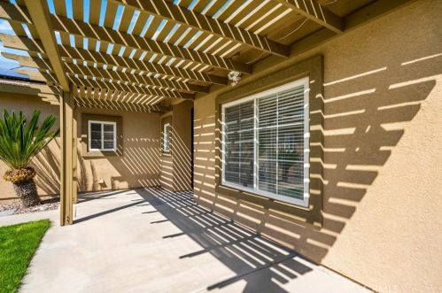 1635 Western Village Dr, San Jacinto CA  92583-6302 exterior