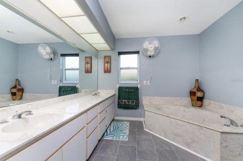 33 Bunker Cir, Placida FL  33947-2109 exterior