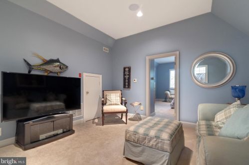 710 Daventry Way, Prospectville PA 19002-2305 exterior