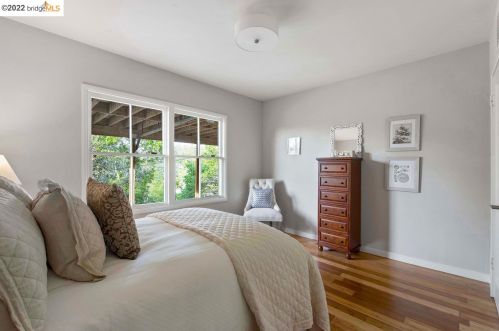 855 Glendome Cir, Oakland CA 94602-1413 exterior