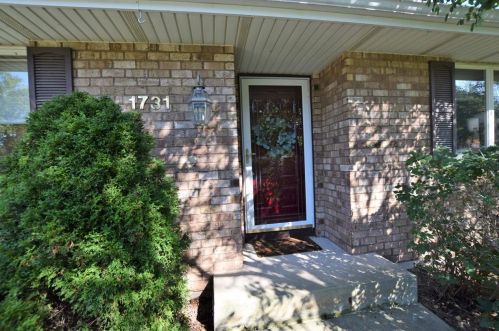 1731 Juneberry Dr, Green Bay, WI 54311-6549