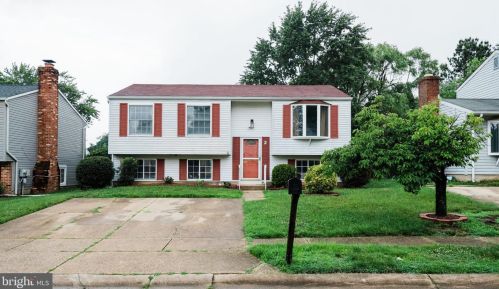 2 Warwick Ln, New Castle, DE 19720-3808