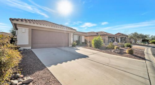 934 Rhodes Dr, Green Valley, AZ 85614-5232