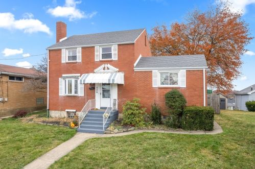 506 Parklyn St, Pittsburgh, PA 15234-2913