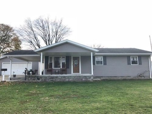 72 Halley Dr, Zanesville, OH 43701-6306
