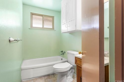 9833 Sharon Ave, Riverside CA  92503-3102 exterior