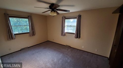 3808 Douglas Dr, Minneapolis MN  55422-1933 exterior