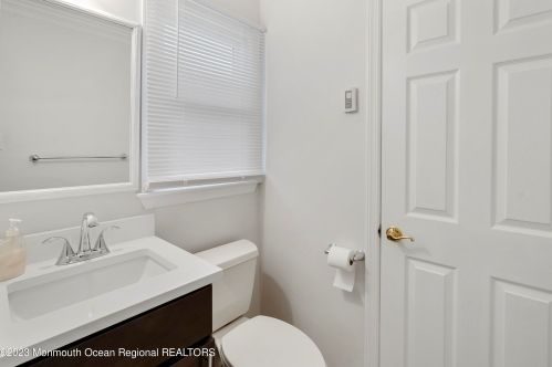 24 Patmore Rd, Bricktown NJ  08724-1940 exterior