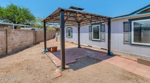 9011 Valgrind Ln, Tucson AZ  85743-7912 exterior