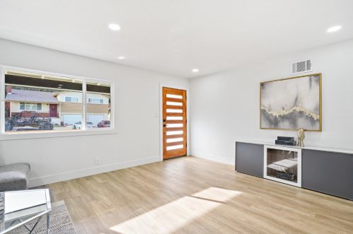 16624 Selby Dr, San Leandro CA  94578-1236 exterior