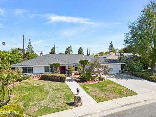 3512 Crest Dr, Bakersfield, CA 93306-1132