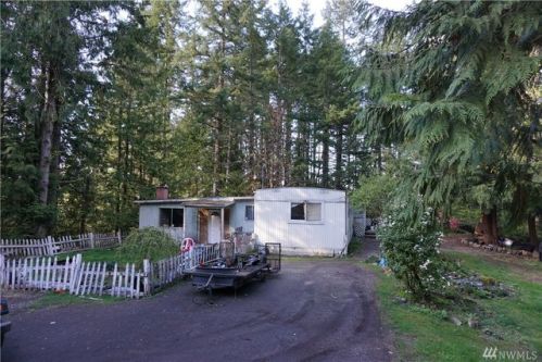 11720 Holly Rd, Bremerton, WA 98312-9528