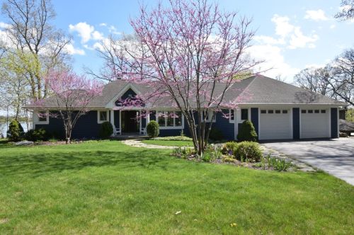 23525 Shore Dr, Kansasville, WI 53139-9407