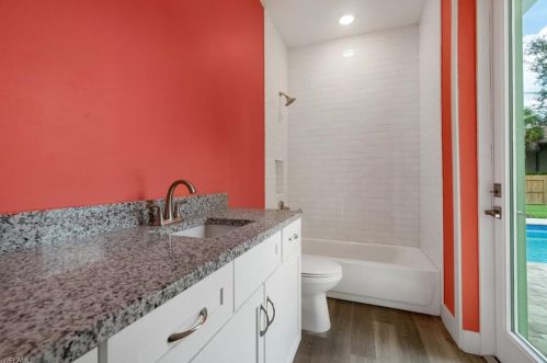 28124 Sunset Dr, Bonita Springs FL  34134-7503 exterior