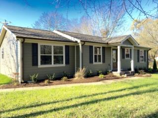 6 Mississippi Ave, Clarksville, TN 37042-6348