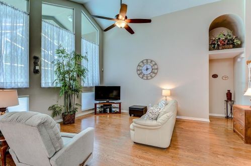 18912 Place Marquette, Lutz FL  33558-5312 exterior