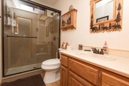 1253 Panorama Dr, Big Bear City CA  92314-9828 exterior