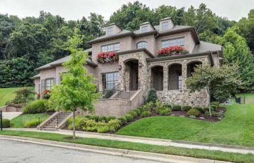 1505 Fleetwood Dr, Franklin, TN 37064-4860