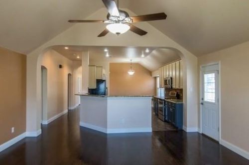 2464 Chesterwood Dr, Oak Point, TX 75068-6656