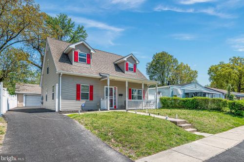 403 Carver Dr, Wilmington, DE 19801-5724