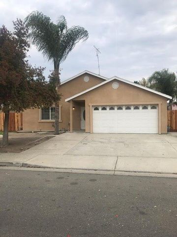 1347 Chianti Dr, Livingston, CA 95334-9469